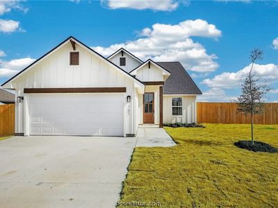 Property at 161 Turnrow Cv, Snook, TX