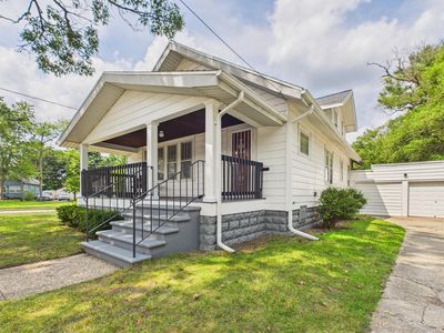 410 Adams Ave