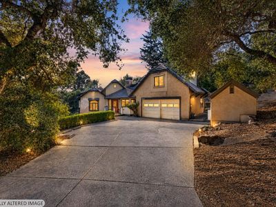 2591 Del Rosa Avenue