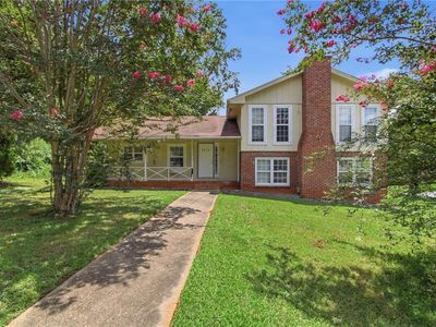 1614 Devon Ct
