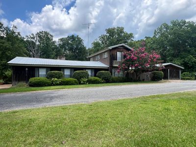1561 Red Hill Rd