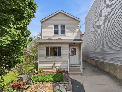 365 Main St