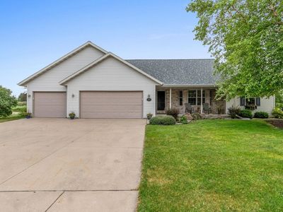1717 Emerald Dr