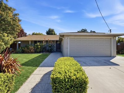 16 Clarence Ct