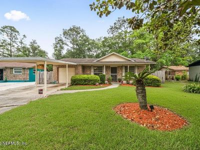 8307 GULLEGE Drive