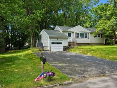 6 Cedar Terrace
