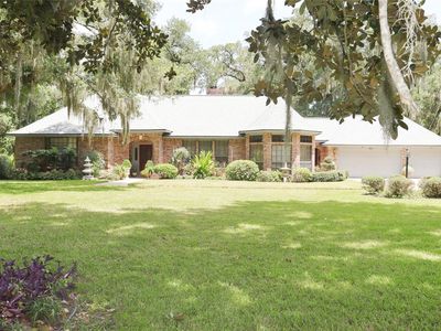 1927 Oak Island Dr