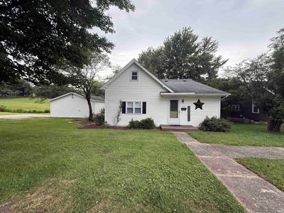Property at 715 SW 1st St, Washington, IN