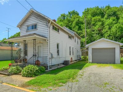 Property at 1550 Glenn Way, Mc Kees Rocks, PA