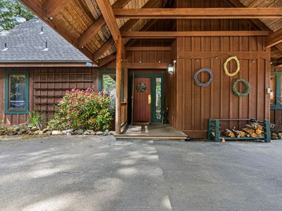 470 Gasquet Flat Rd