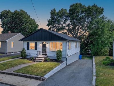 44 Cliff Ave