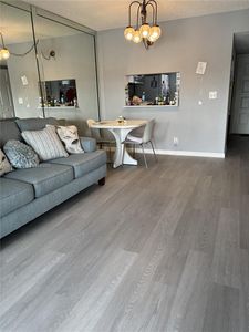 5501 Lakeside Dr APT 104