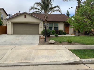 4318 W Nellis Avenue