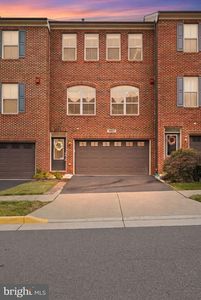 6833 William White Way