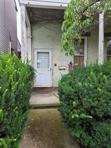 617 Edmond St