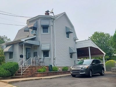 3 Linden Ave