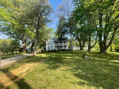 4062 W Eureka Rd