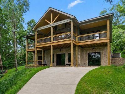 15441 Sandstone Rd