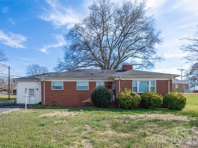 214 N North Dakota St