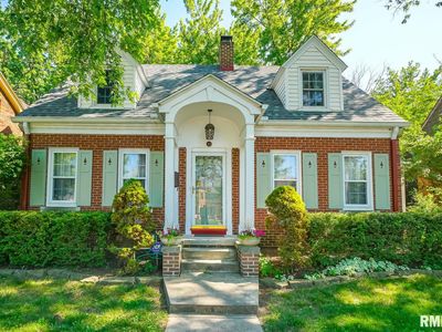 414 W Maywood Ave