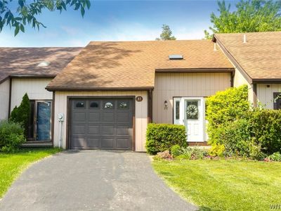37 Robin Rd
