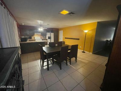 1814 W CHEYENNE Drive