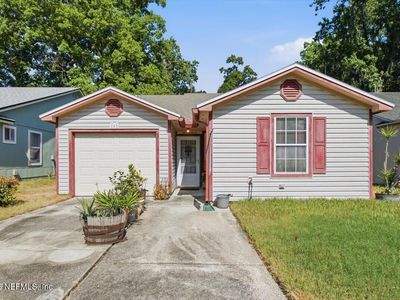 258 AQUARIUS Circle W