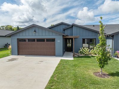 3913 Dorothys Ln