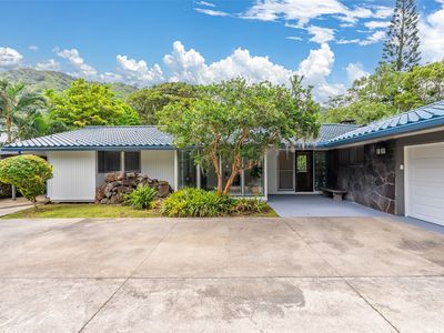 3621 Nuuanu Pali Dr
