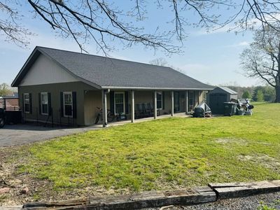 8180 Old Lovelaceville Rd