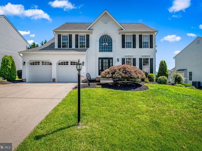 1233 Whispering Woods Way