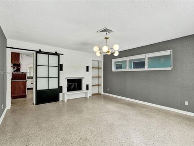 1421 S Palmway
