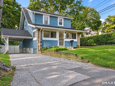 48 Bouton Street East
