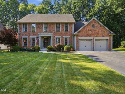 Property at 7231 Whispering Oak Dr, Sylvania, OH