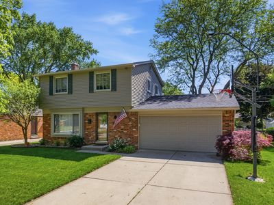 10052 Wolfriver Dr