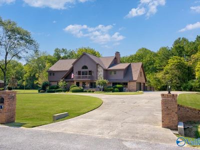 355 Forrest Hills Dr