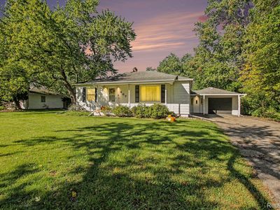207 N Elms Rd
