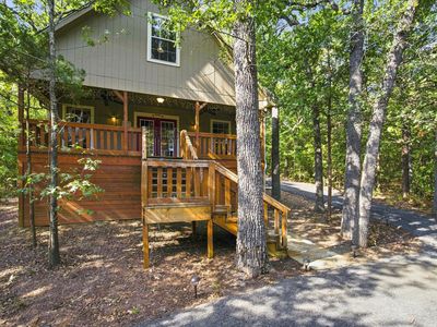 196 Lakecrest Dr