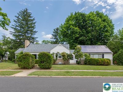 855 N Main St