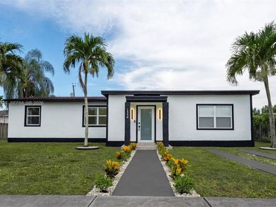 1550 NE 9th Ct