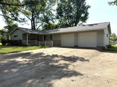 1015 Fairacres Rd