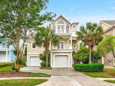 1011 Clubhouse Dr.