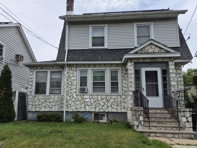 257-259 Pomona Ave