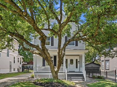 3767 Hyde Park Ave