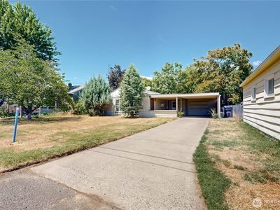 Property at 735 NE Spitzenburg Street, College Place, WA