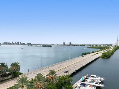 7904 West Dr APT 901