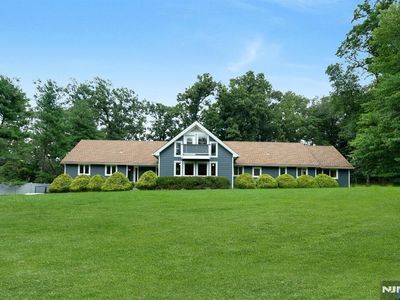 15 Candlestick Lane