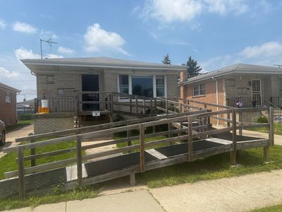 512 Yates Ave