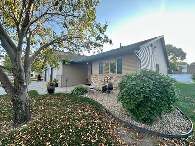 304 Valley View Dr SE