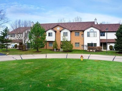 9664 Sylvan Ln #9664